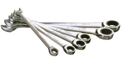 棘轮呆梅两用扳手8件套